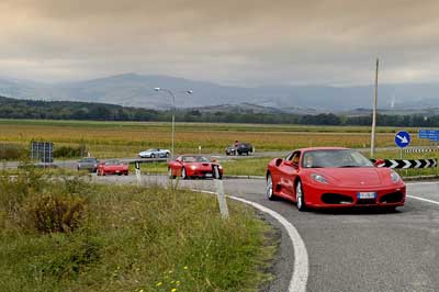 DRIVING A FERRARI ON LAKE COMO